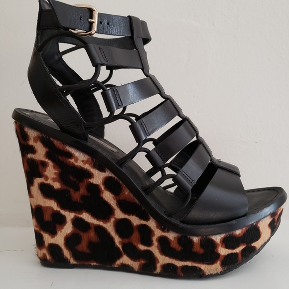 Diane Von Furstenberg Shoes - Diane Von Furstenberg DVF Platform Wedge Sandals 9